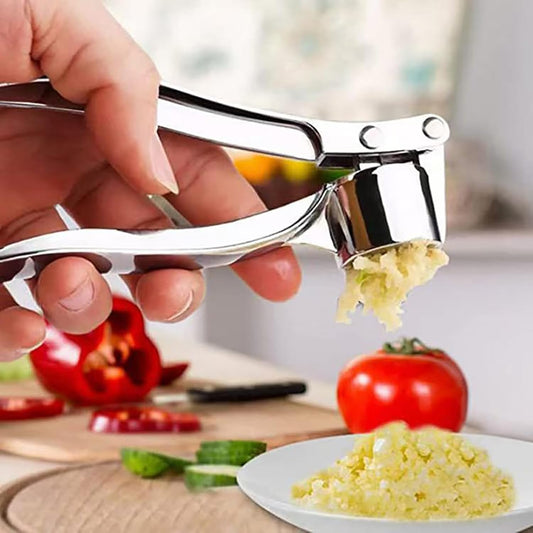 High Effective Garlic Press With Studs, Heavy Duty Garlic Mincer, Easy to Squeeze and Clean, Rust Proof & Dishwasher Safe, Ginger Crusher